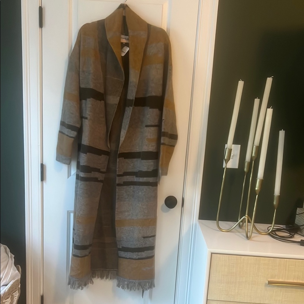 Long Fringe Hem Striped Open-Front Coatigan - Tan & Gray